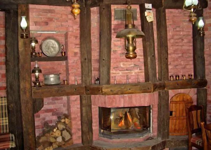 California Хотел 3*