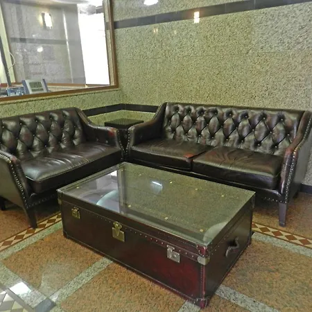 калифорния Отель 3*