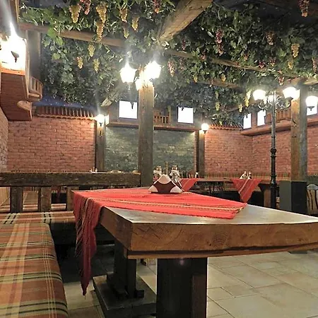 California Hotel 3*
