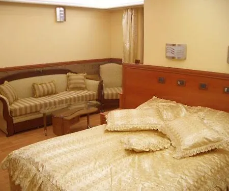 California Hotel