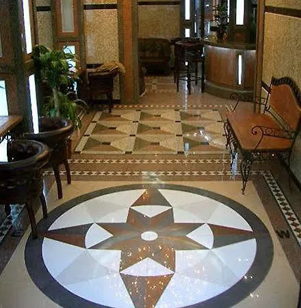 Ξενοδοχείο California
